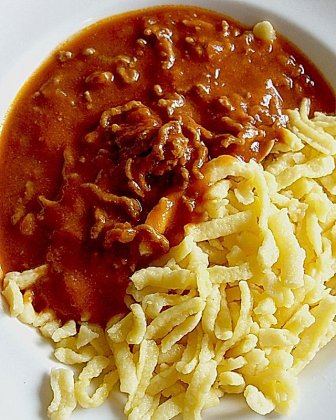 gehacktes-in-wuerziger-tomaten-bratensosse.jpg