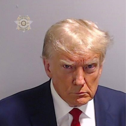 Donald-Trump-Mugshot-Depth-Of-Field-Culture-1621335357.jpg