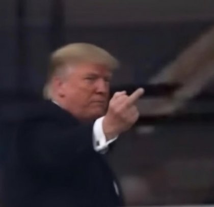 trump-flipped-off-a-ford-worker-who-yelled-pedophile-v0-ggdy7rbxk7dg1.jpeg