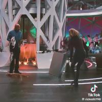 ac79cfaa5095714c0be61cb6f67ba9d2.mp4