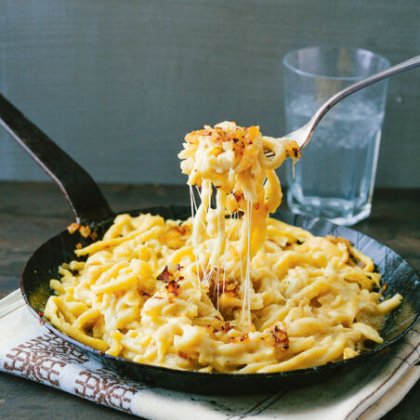 71718-kaesespaetzle-mit-knusperzwiebeln.jpg